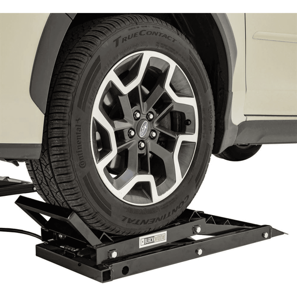 Black Widow Hydraulic Underbody Access Car Lift Ramp 1360.8kg